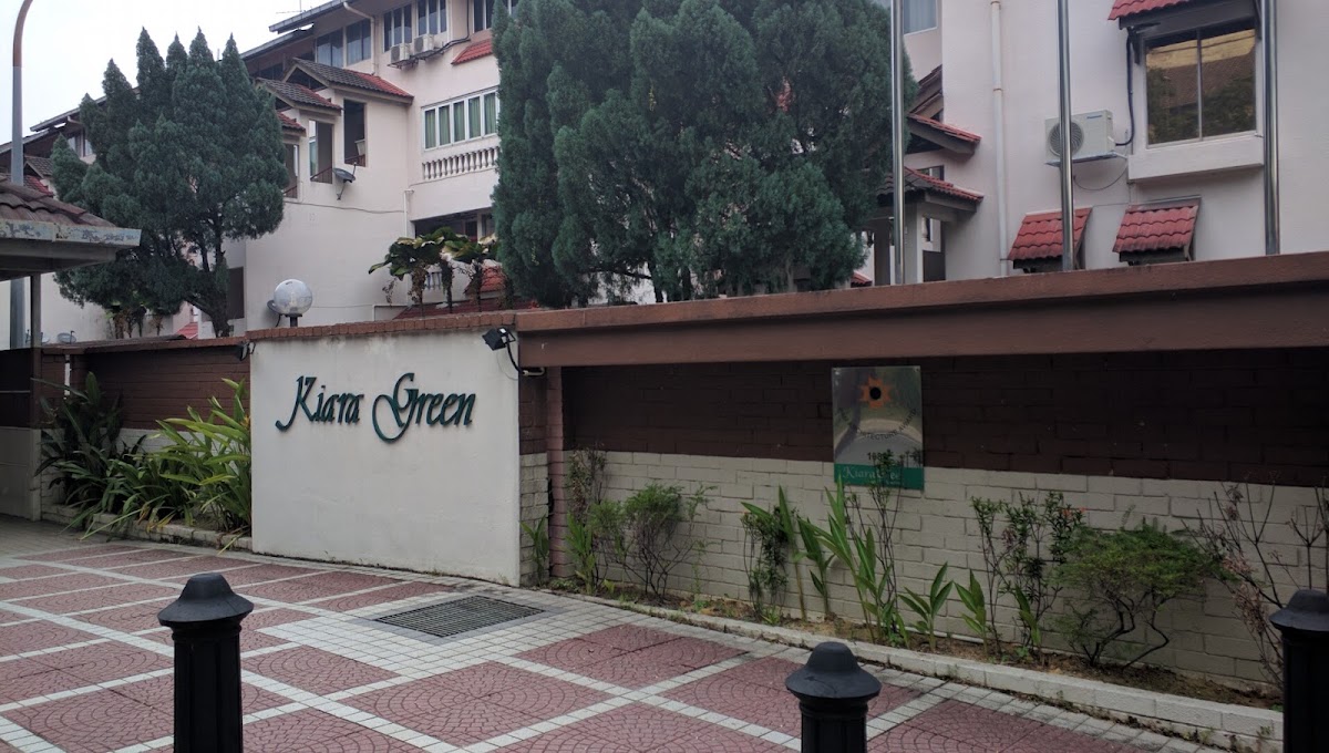 Kiara Green Townhouses: the Kiara Green sign at the entrance
