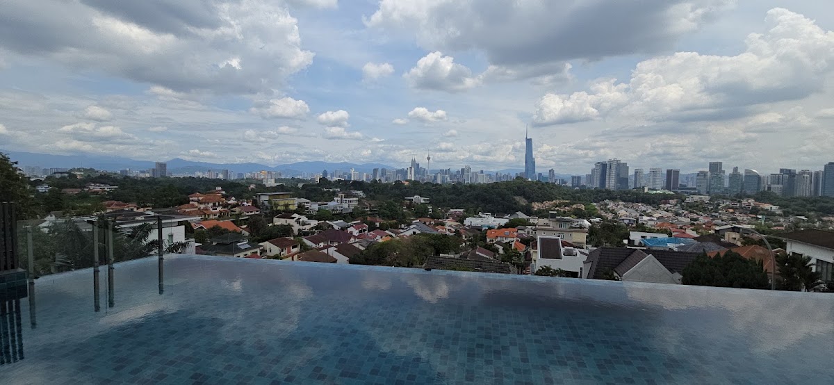Rhombus @ Bangsar: the infinity pool looking across Bangsar to the city skyline