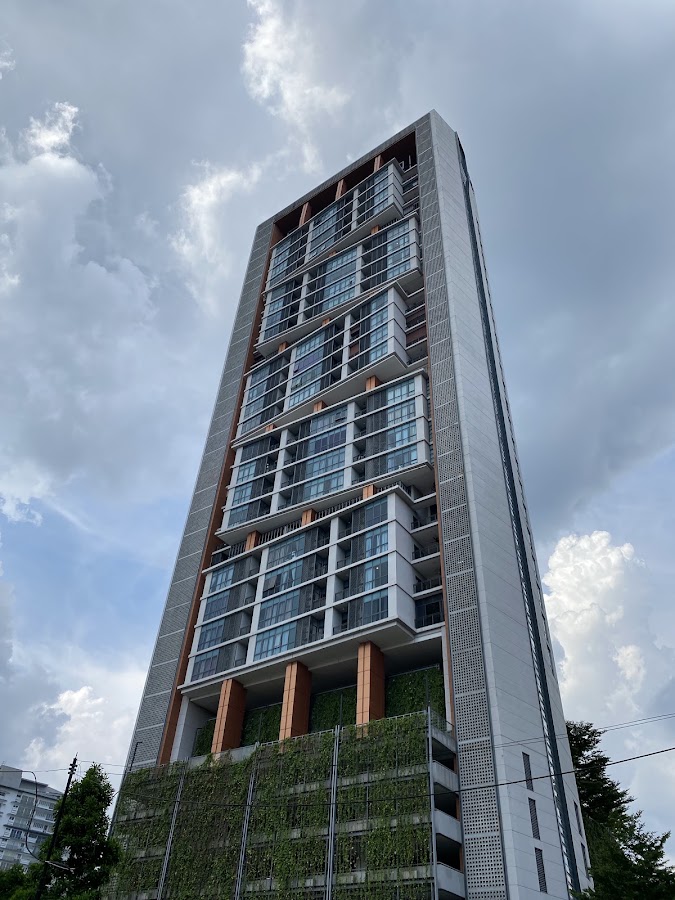 TTDI Ascencia: the tower and its framed upper floors