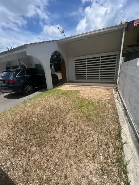 Taman Tun Dr Ismail: photo