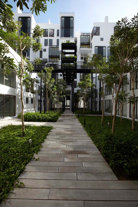 Centrio: the landscaped courtyard walk between the blocks