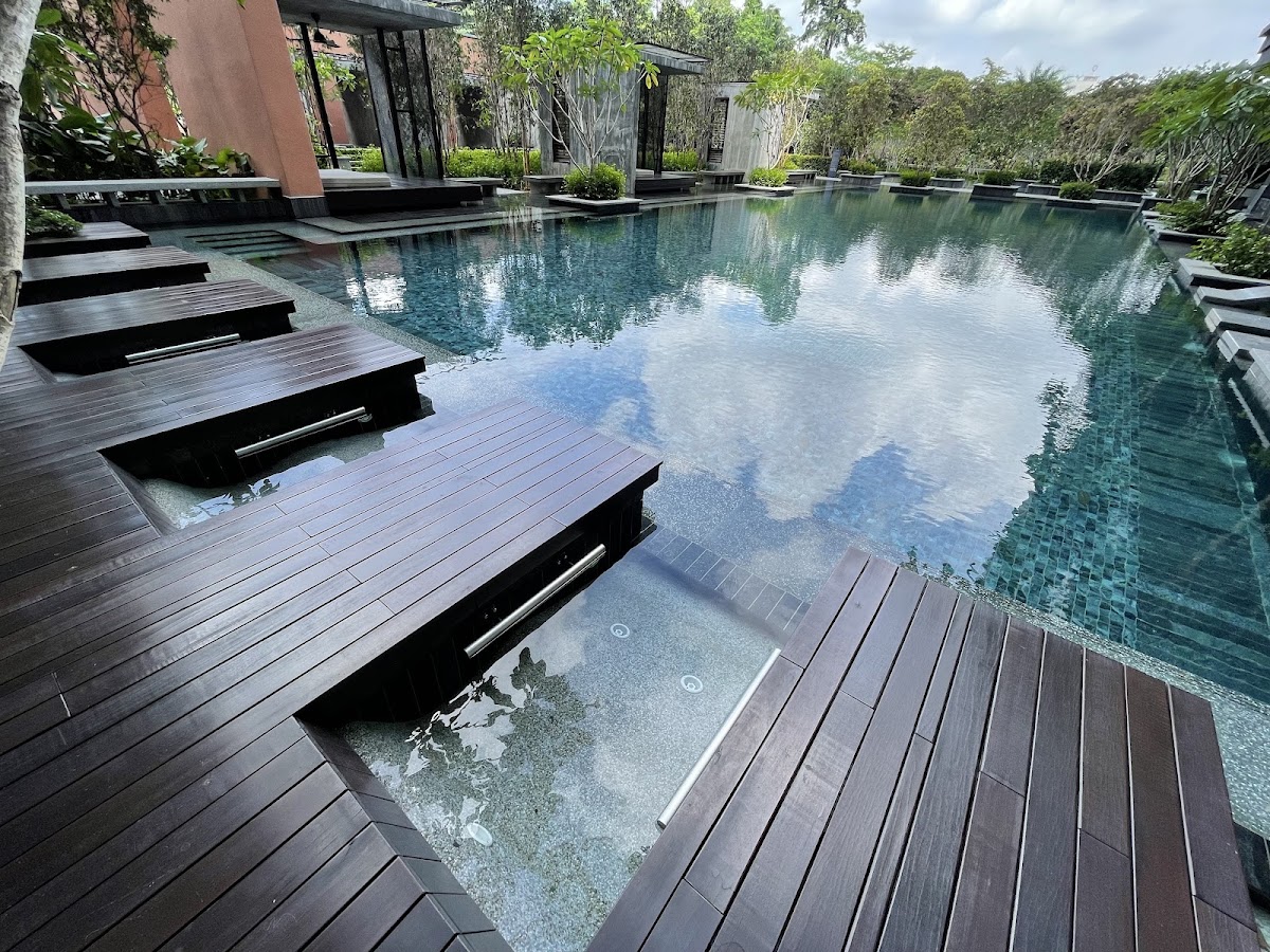 The Estate @ South Bangsar: the pool with its timber stepping decks