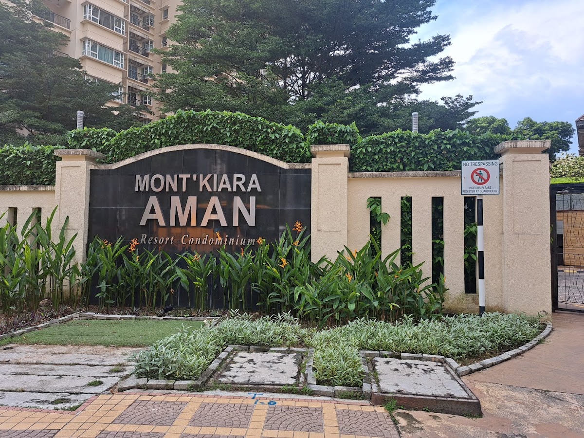 Mont Kiara Aman: the entrance wall carrying the condominium's name