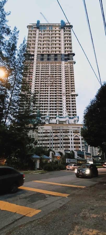 Arte Solaris Mont Kiara: the tower seen down the road at dusk