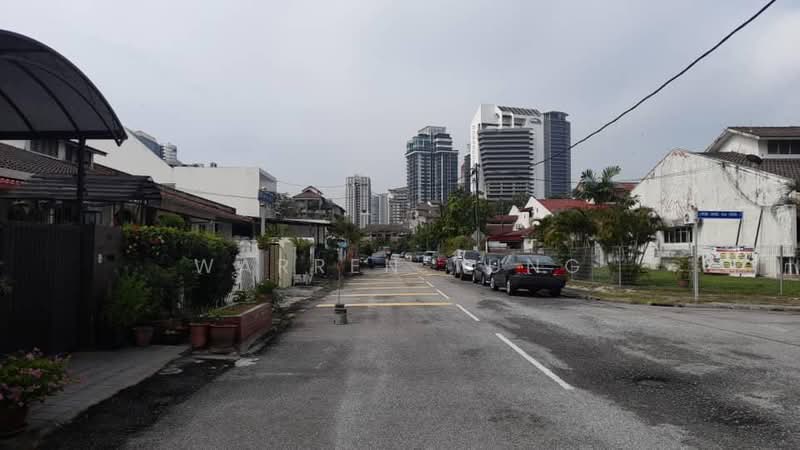 Taman Tun Dr Ismail: photo