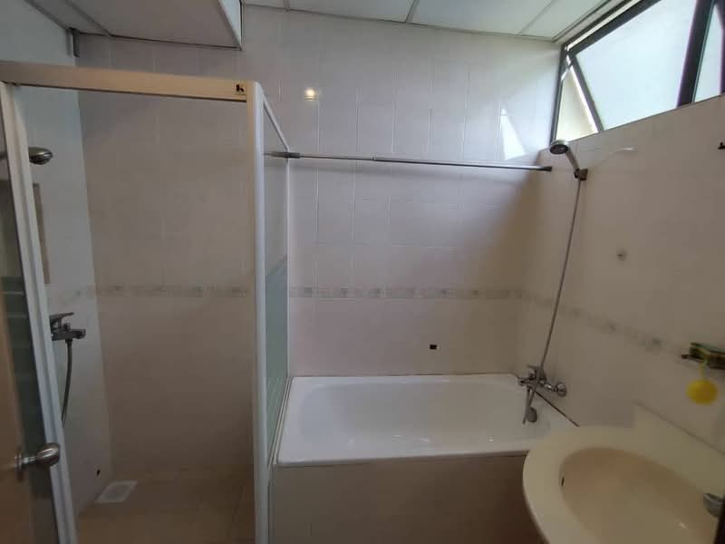 1 Bukit Utama: photo