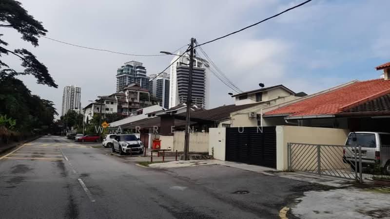 Taman Tun Dr Ismail: photo